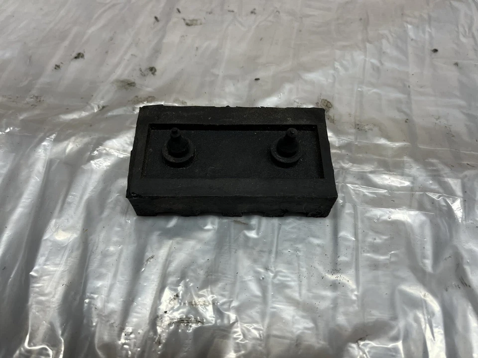 Suzuki GS550L GS 550 L 1982 tanque cojín de goma Foto 4 de 4