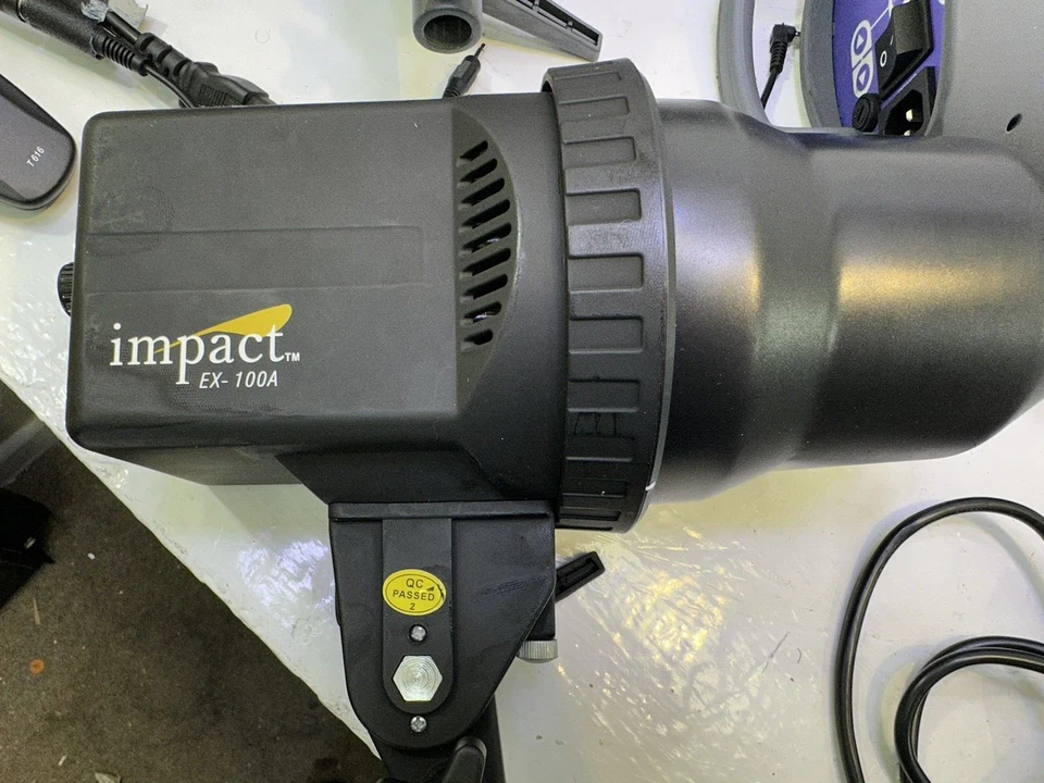 Удар портрет набор EX-100A и (2) VSLCD 400 Вт с чехлом для переноски - Изображение 2 из 4