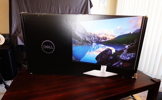 Dell UltraSharp 31.5" 4K HDR Monitor IPS 16:9 Panel MINT CONDITION