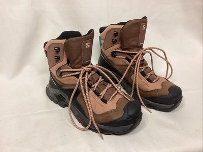 Saloman ADV c Quest Element hiking boot Size 6.5