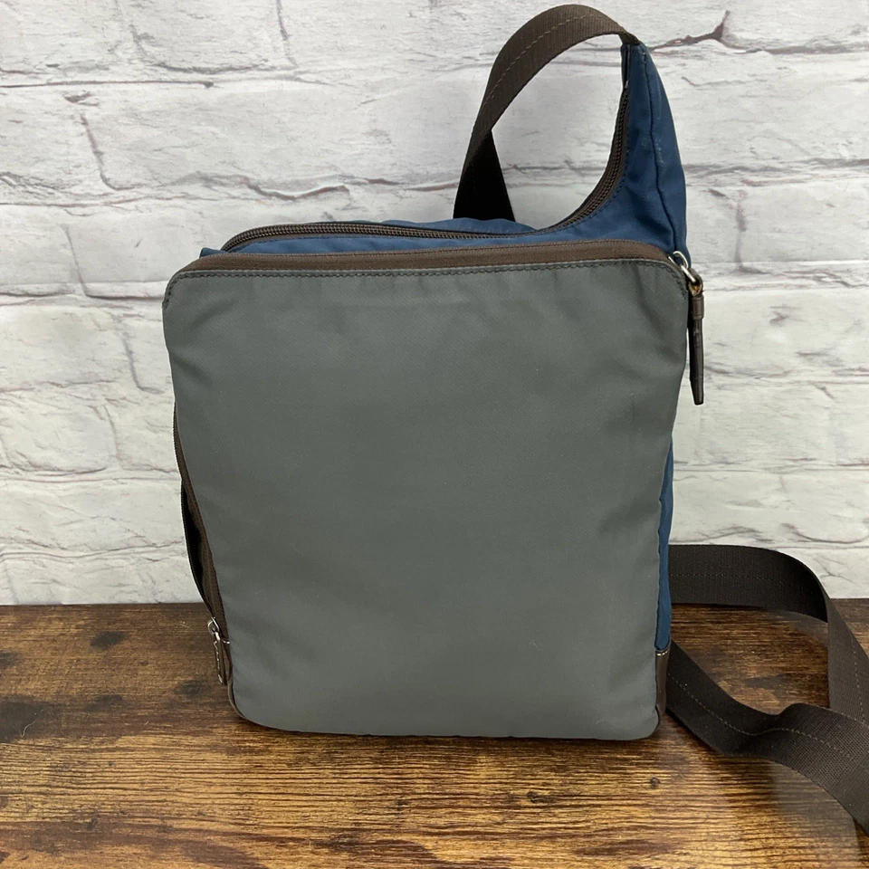 Bolso de viaje Coach azul marrón y gris bloques de colores borde de cuero de viaje F70942 Foto 3 de 4