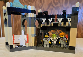 LEGO 4704 Harry Potter: Chamber of Winged Keys  - 100% w/box & manual