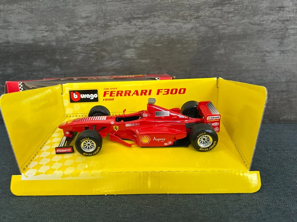 FERRARI F300 1998 FORMULA 1 MICHAEL SCHUMACHER Formula Collection 1/24 BBURAGO - Immagine 3 di 4