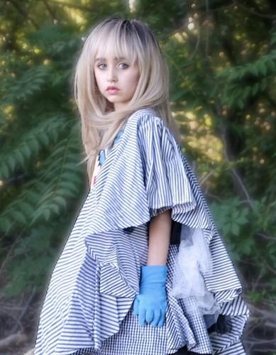 Raspberry Plum-sz 7/8-Blue-Dress-Singer-Face-Theatrical-Unique-VERY HARD To FIND - Picture 6 of 11