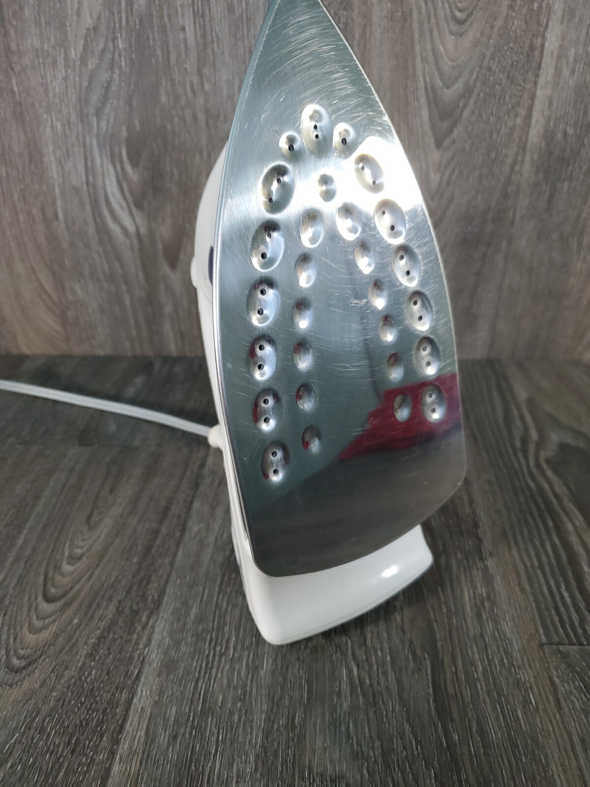 Euro-Pro Shark Professional Lightweight Electronic Iron Blue/White (EP480)