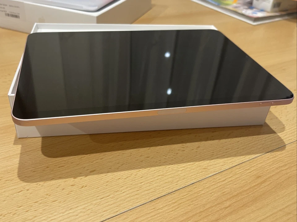 Apple iPad Air 4. Gen 64, Wi-Fi , 10,9" - Rose Gold - MwSt ausweisbar „106289" - Bild 2 von 4