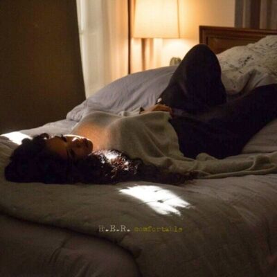 559448 H.E.R. ''Comfortable'' Music Album HD Cover Art 16x12 WALL PRINT POSTER