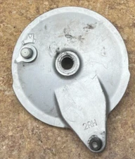 2009 Yamaha XV250 V Star Rear Brake Drum Hub Plate Cover 09 XV 250