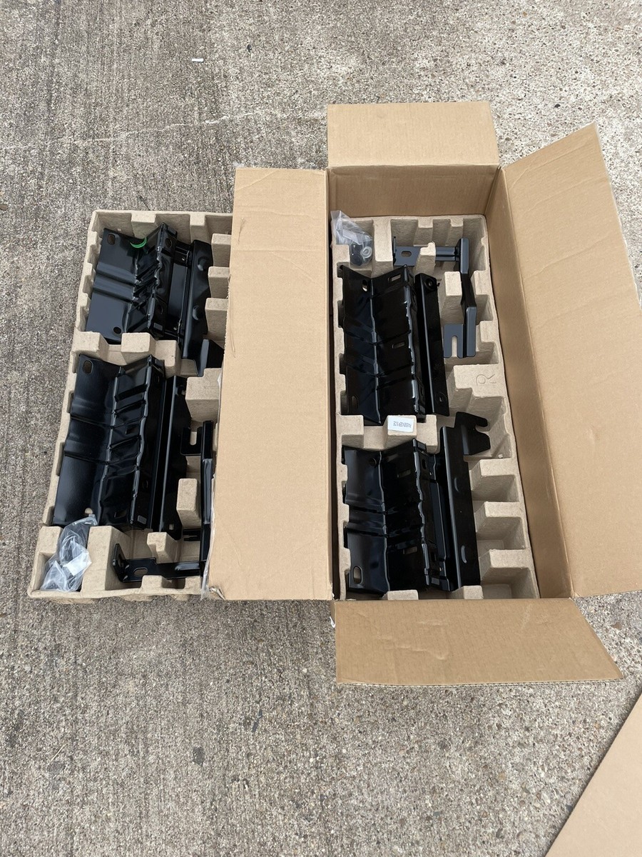 2021 Toyota Highlander Running Board Hardware Left & Right