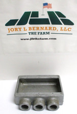 CROUSE HINDS , FSS23 , 3/4" THREE GANG CAST IRON BOX , SURPLUS