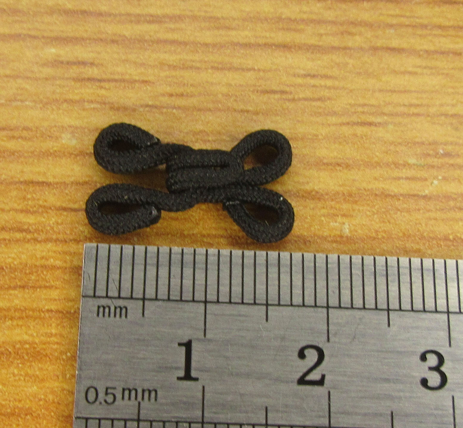 FABRIC COVERED HOOK & EYE BRA FASTENERS *2 COLOURS * SEW ON FUR COAT FASTENER uk eBay