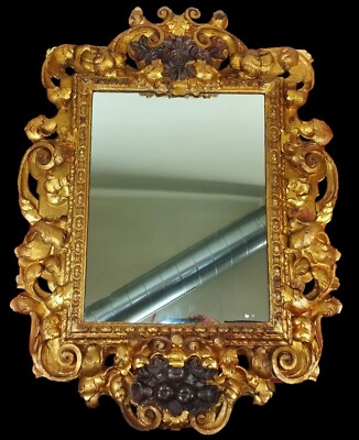 LARGE ANCIENT BAROQUE CORNUCOPIA MIRROR. WOOD CARVED AND GILDED. SPAIN. 18TH