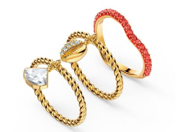 Swarovski Red Shell 3 Ring Set Size 8 /58 Gold plating