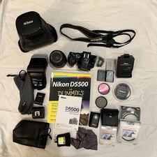 Nikon D5500 24.2MP DSLR Camera w/ VR AF-S 18-55mm Case Filters Speedlight Manual