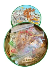 Vintage Leewards Boutique Ornaments Kit Parts Replacements Sequins Beads Pins