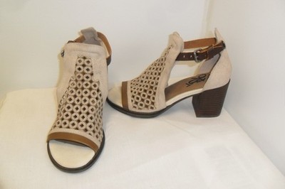 NIB Stone Womens OTBT Leather Metaphor Sandals Size 9M