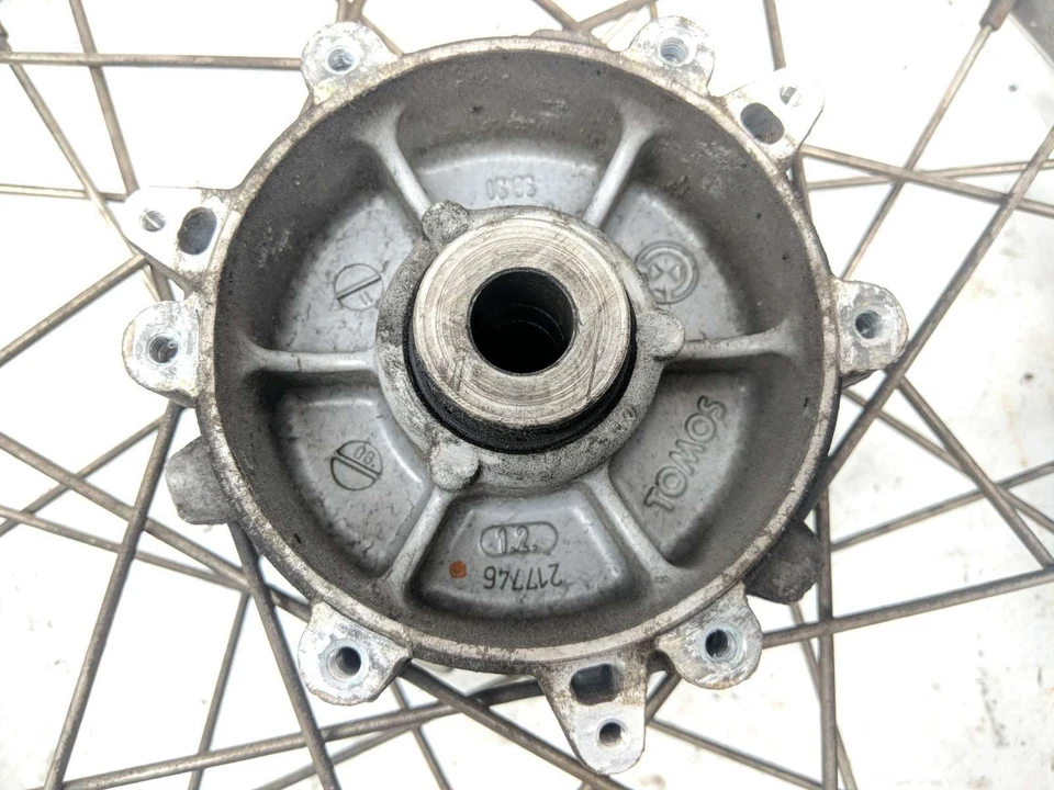 Llanta trasera BMW F650 GS F650GS 07 RECTA 17x3,00 Foto 3 de 4