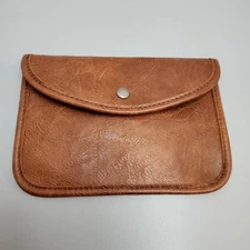 Wrangler Leather Brown Wristlet Flap Pocket Holder