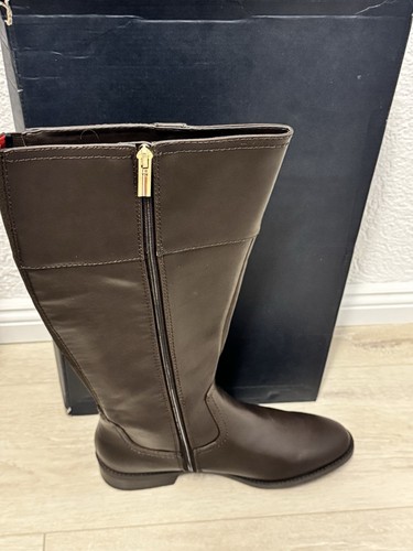 NUEVO/TOMMY HILFIGER BOTAS MARRÓN OSCURO TALLA 40/NUEVO - Imagen 2 de 12