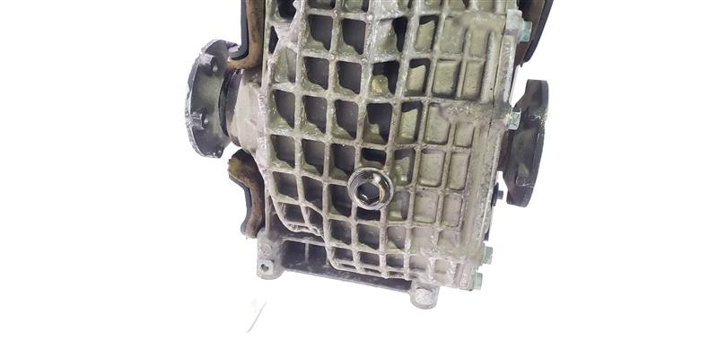 Used Carrier Assembly fits: 2007 Maserati QUATTROPORTE Grade A