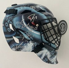 2021-2022 SEATTLE KRAKEN TEAM SIGNED GOALIE MASK w/EXACT PROOF MCCANN EBERLE +16