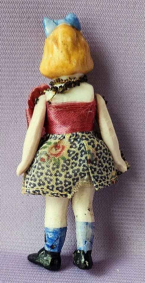 Антикварная миниатюрная 3-дюймовая кукла из неглазурованного фарфора шарнирная маркировка немецкий оригинал - Изображение 3 из 4