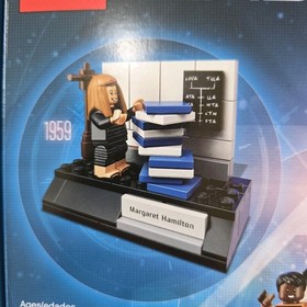 LEGO Women of NASA Ideas set #21312 Brand New Factory Sealed Unopened Retired