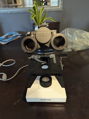 AmScope Microscope 490 Series w/ MA500 camera