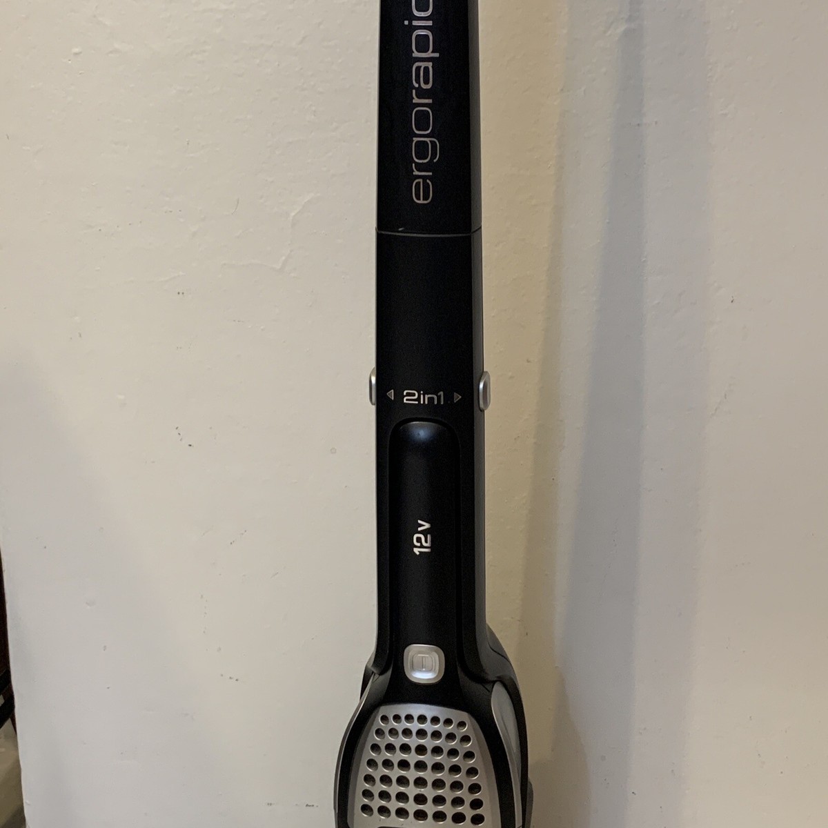 Electrolux Ergorapido 2 in 1 Cordless Vacuum Black With