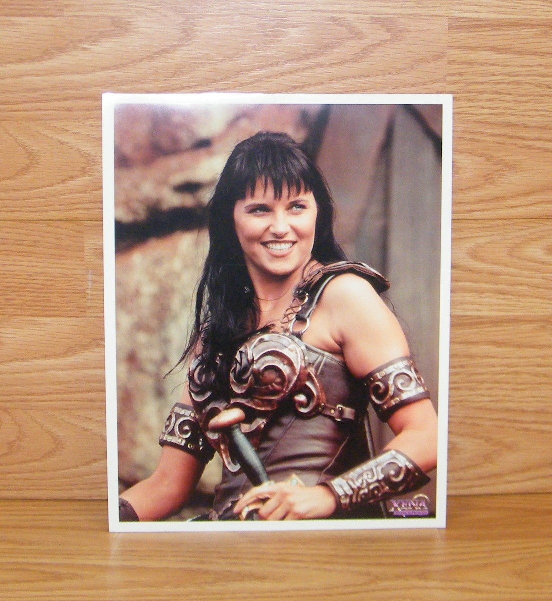 Genuine Xena Warrior Princess Smiling 8 1/2 x 11 Photo - Lucy