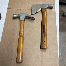 VINTAGE VAUGHAN CARPENTER AXE HATCHET And Hammer Combo
