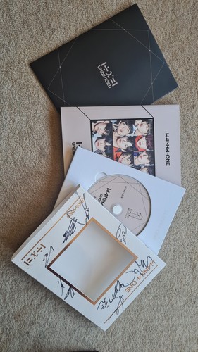 All Member's real Signatures on Undivided (1÷ x =1) by Wanna One (CD, 2018) - Picture 4 of 5