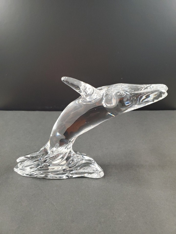 Waterford BREACHING HUMPBACK WHALE Crystal Sculpture 1050407 Figurine
