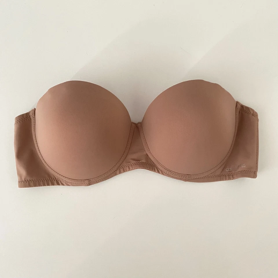 Sujetador Dos Talla 38C Daysi Fuentes Negro Desnudo Foto 3 de 4