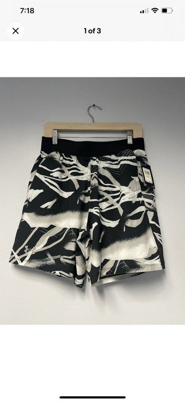 Mens Shorts Size M, Medium, Under Armour, Speedpocket, School, Black, Gray