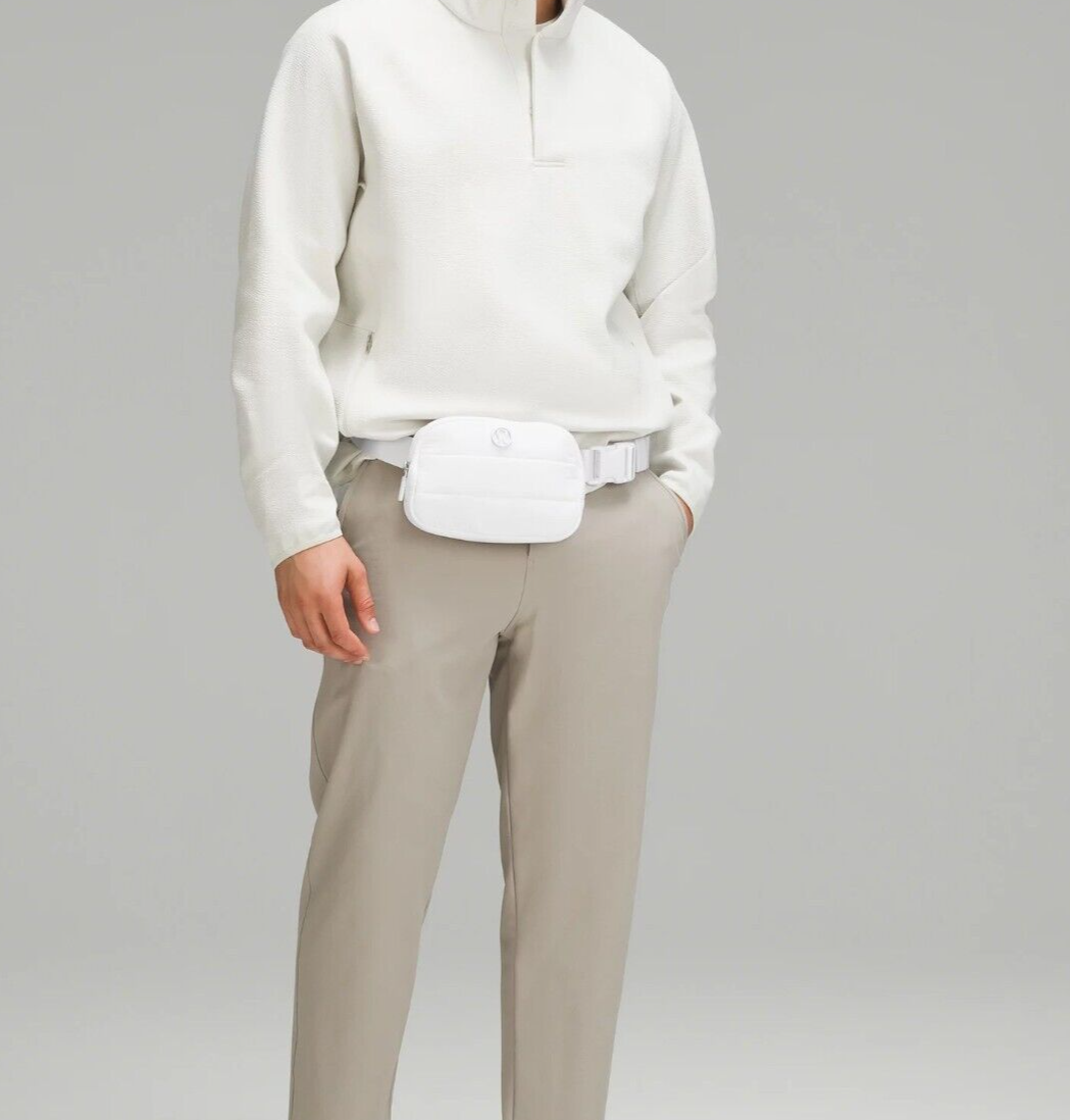 White Lululemon Belt Bag Outfit Lululemon Everywhere Belt Bag 1L