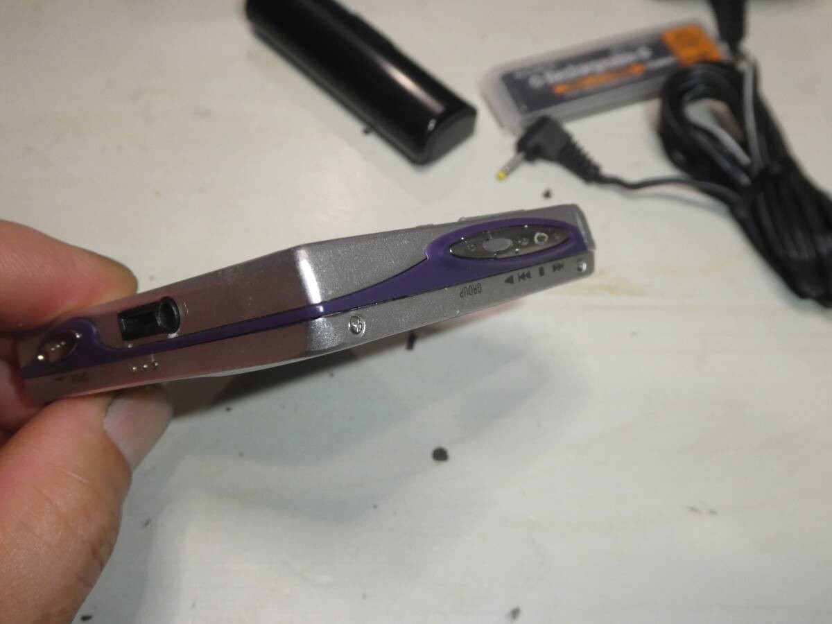 SONY ポータブルMDプレーヤー WALKMAN　MZ-E707 紫　希少 SONY ポータブルMDプレーヤー WALKMAN MZ-E707 紫 希少