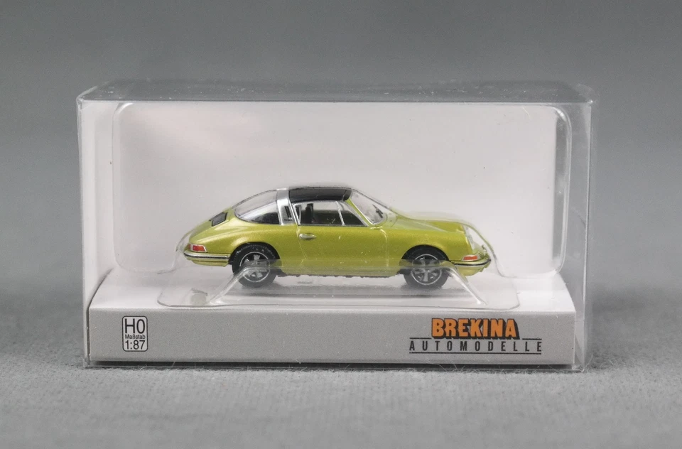BREKINA 16269 H0,1:87 Porsche 911 Targa, gold, 1964 NEUWARE!