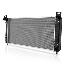 34'' Radiator Compatible with Chevy Silverado 2500 With Engine Oil Cooler