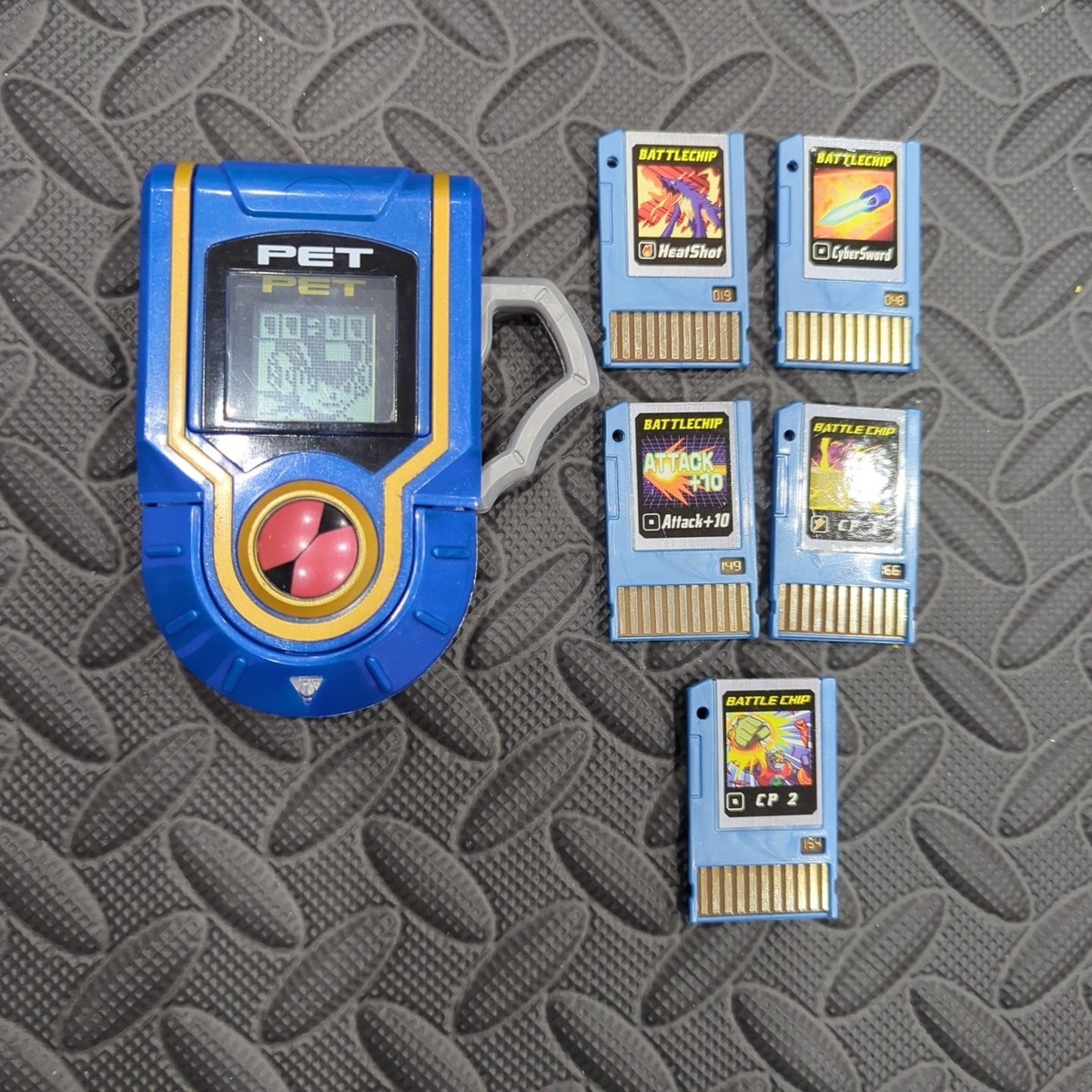 Megaman Advanced Newtwork Warriors Pet + 5 Battle Chips – Bandai