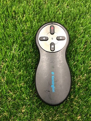 Kensington Präsentation Fernbedienung Wireless Presenter schwarz 33374-P Laser