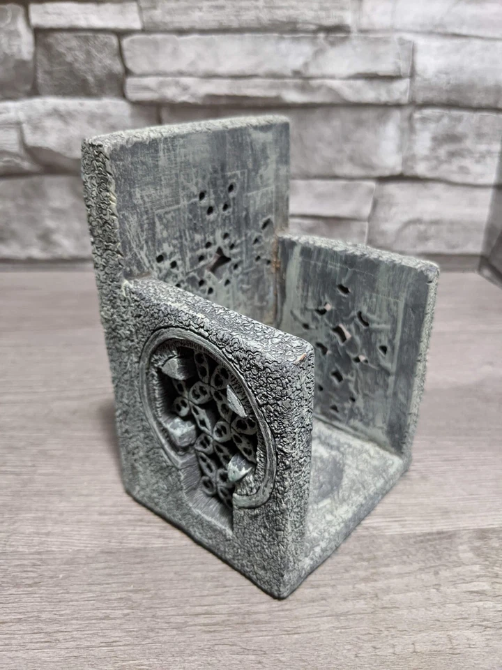 5" Piedra Ornamentada Aspecto Resina Cruz Candelabro Linterna Estatuilla Decoración Gótica Foto 3 de 4