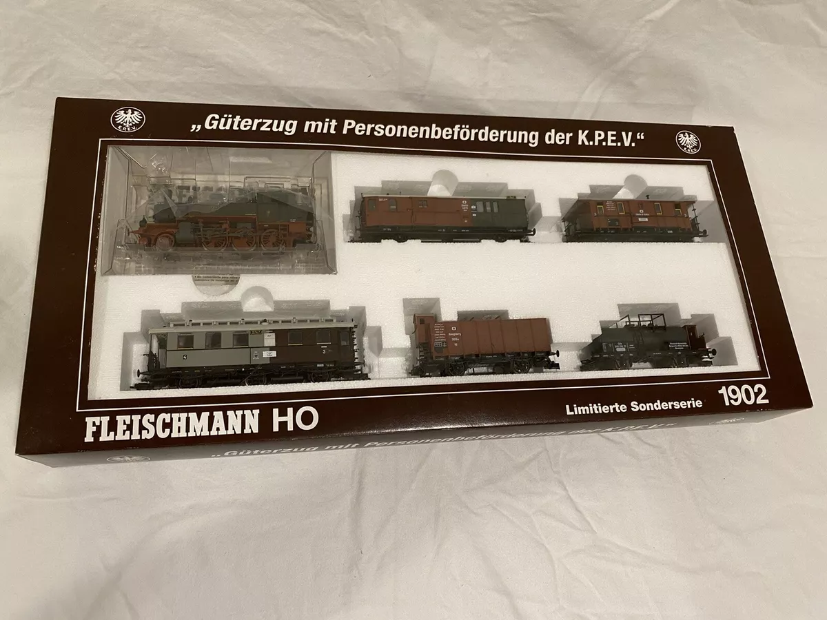 Fleischmann HO Train Set Special Edition 1902 Goods Train w Passenger Car NIB