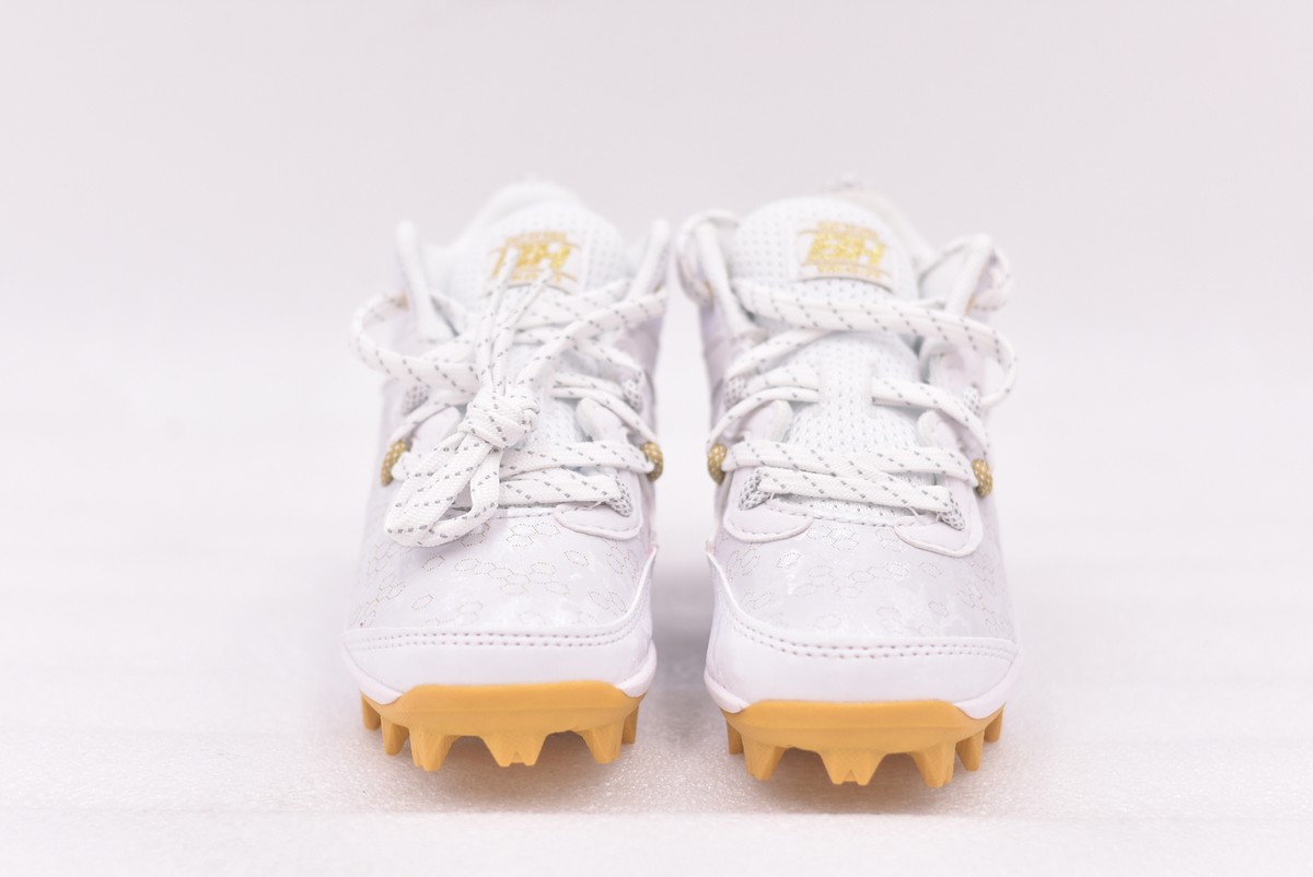 Boy's Under Armour Harper 8 Mid RM JR Molded Baseball Cleats