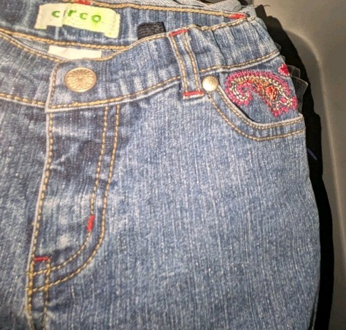 Circo Jeans Size 5 Girls Embroidered Y2K - Picture 3 of 7