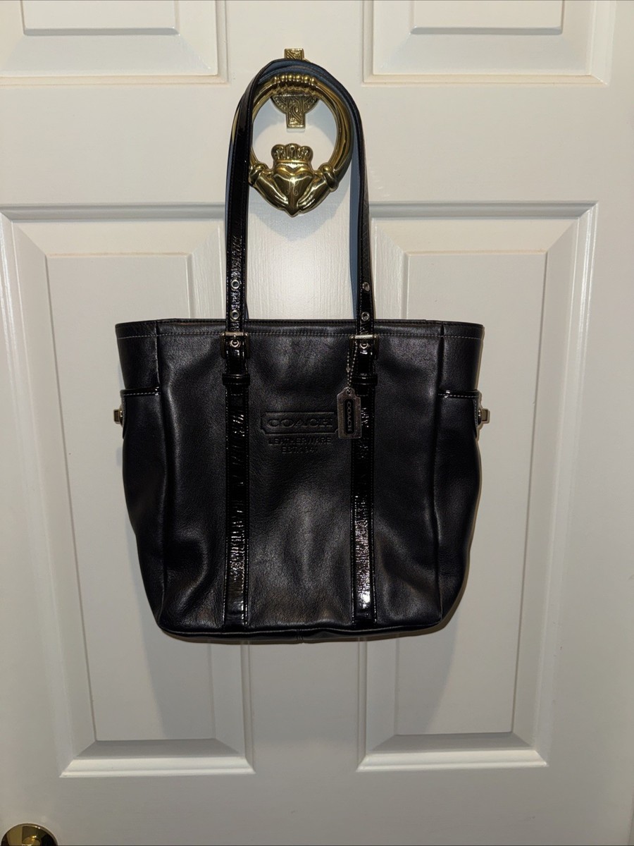 COACH SUPPLE BLACK LEATHER PATENT TRIM LUNCH GALLERY TOTE BAG