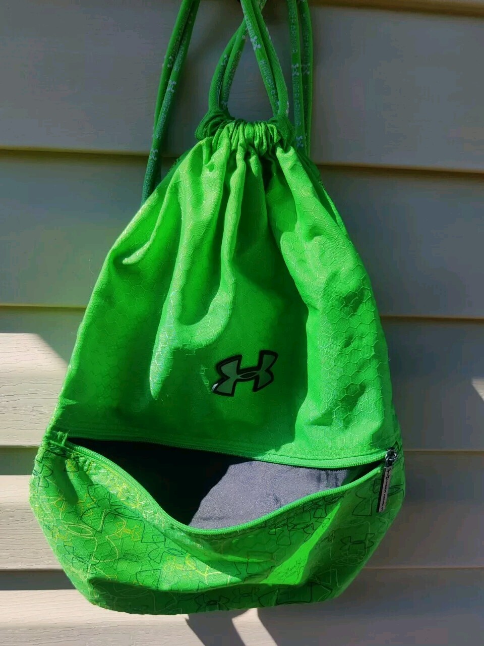 Under Armour Backpack Green Drawstring Tote Bag R… - image 4