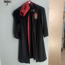 Rubies Harry Potter Gryffindor Child  s Small Medium Plush VelvetCloak/Cape/ Robe