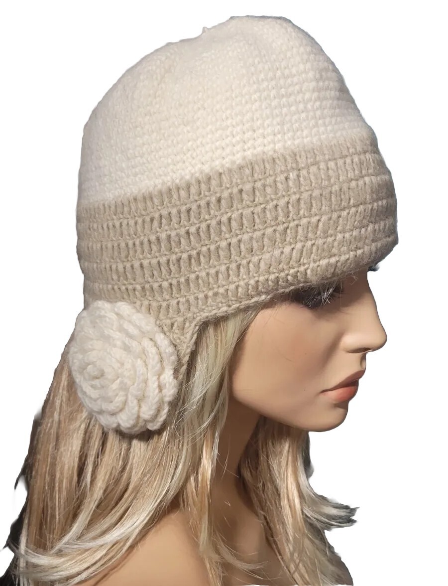 Nirvanna Designs Nepal Handmade Wool Ivory Fleece Lined Hat  display picture 2