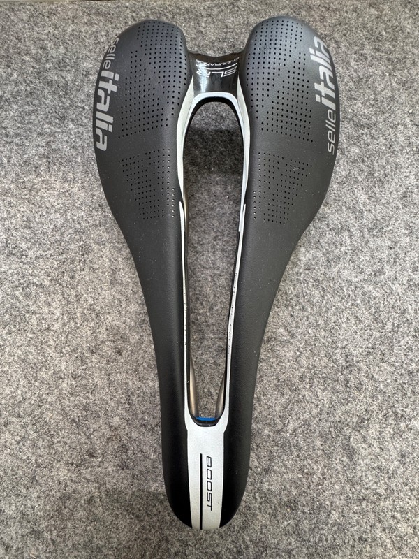 Selle Italia SLR Boost Endurance Bike Saddle - S3 130mm, Manganese Rails